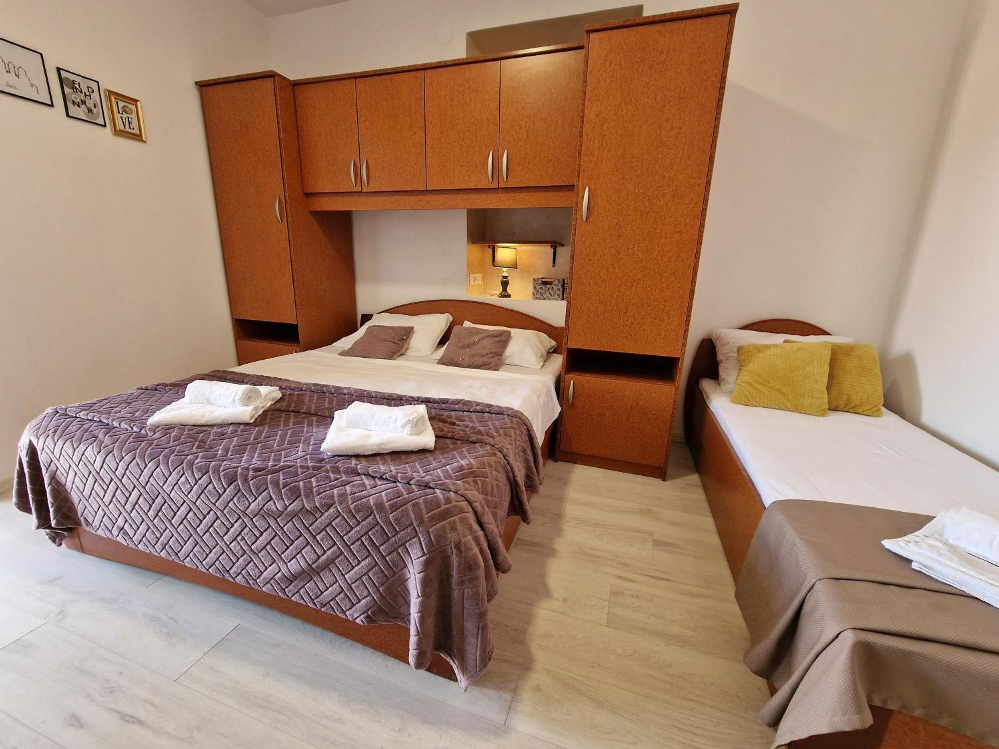 Apartments By The Sea Kampor, Rab - 5037 Cameră foto